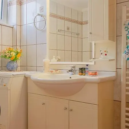 Marina Luxury חאניה